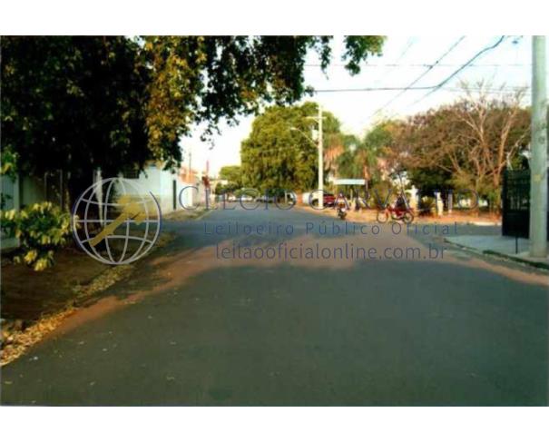 Foto de  Terreno de 300m² - Araçatuba - SP