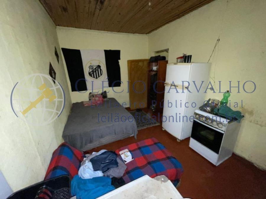 Imóvel Multifamiliar 201m² - Osasco - SP Imóvel Multifamiliar 201m², localizado em Osasco - SP, bairro Santo Antônio