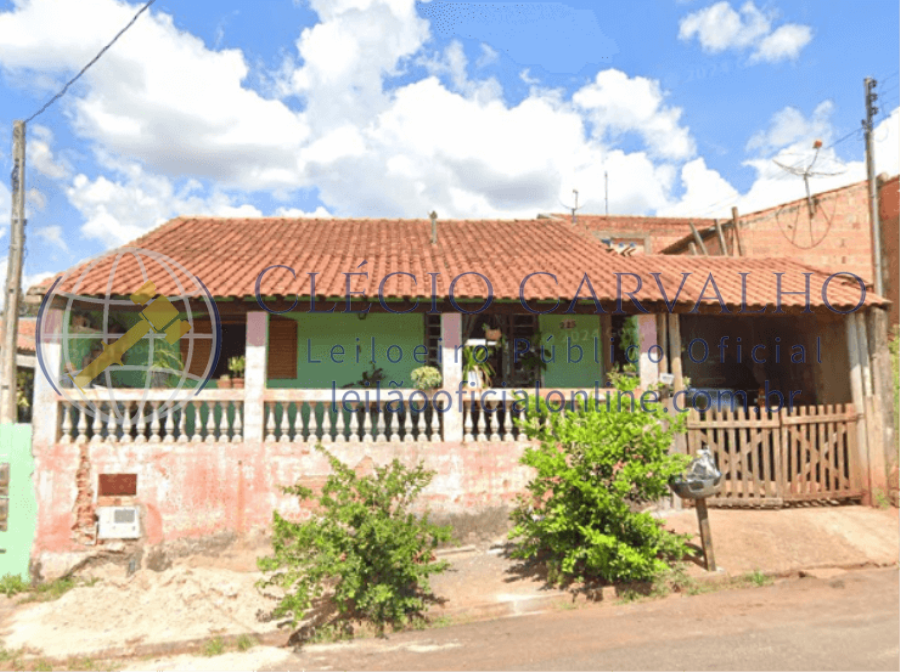 Casa 166m² - Piraju - SP Casa 166m², localizado em Piraju - SP