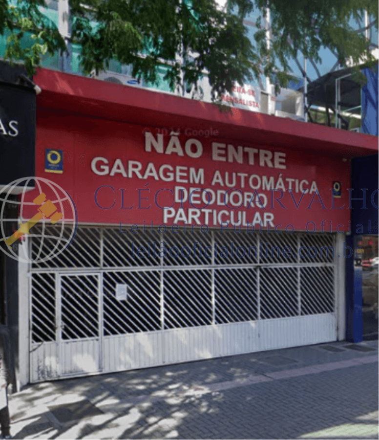 01 (um) Box R-6 Garagem 21m² - Curitiba - PR 01 (um) Box R-6 Garagem 21m², localizado em Curitiba - PR