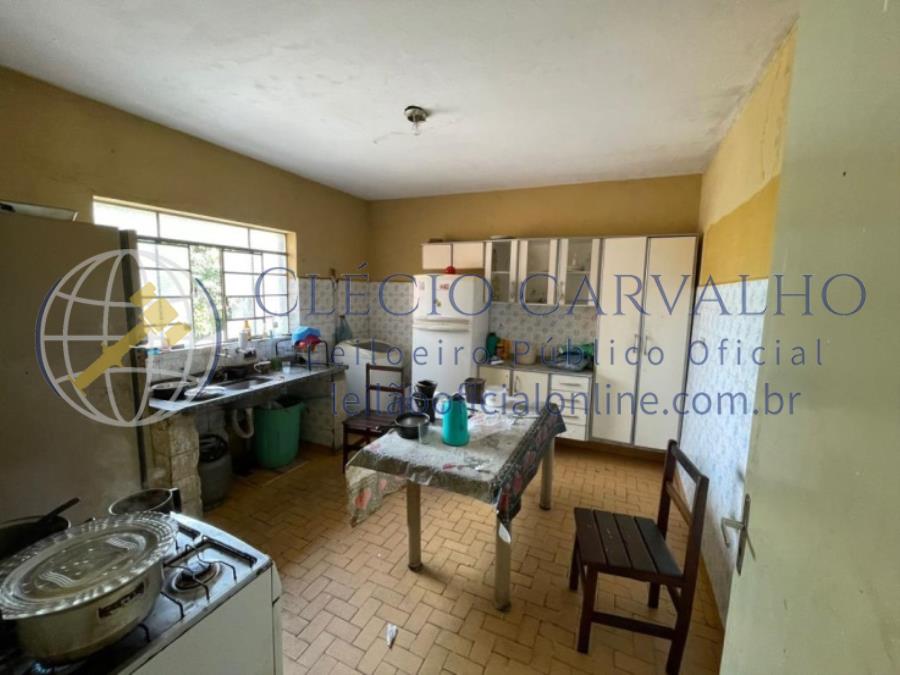 Imóvel Multifamiliar 201m² - Osasco - SP Imóvel Multifamiliar 201m², localizado em Osasco - SP, bairro Santo Antônio